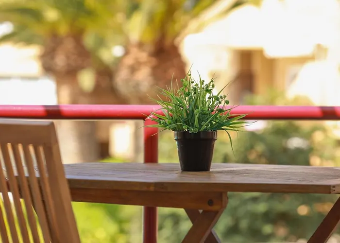 Luxury Cayetana, By Comfortable Luxury