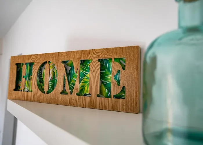 Luxury Cayetana, By Comfortable Luxury 科拉雷侯