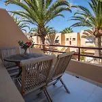 Luxury Cayetana, By Comfortable Luxury Κοραλέχο