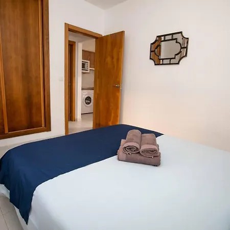 Luxury Cayetana, By Comfortable Luxury Apartment