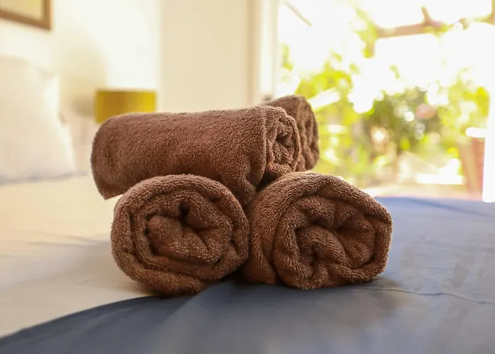 Luxury Cayetana, By Comfortable Luxury